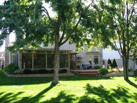409 Pinehurst Drive Rochester, MI 48309 - Photo 2 of 2 798340-1.JPG