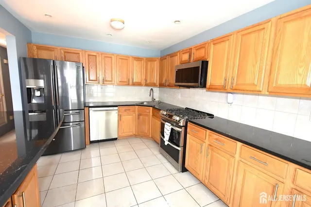 $599,000 | 24 Hawthorne Road, North Brunswick, NJ 08902