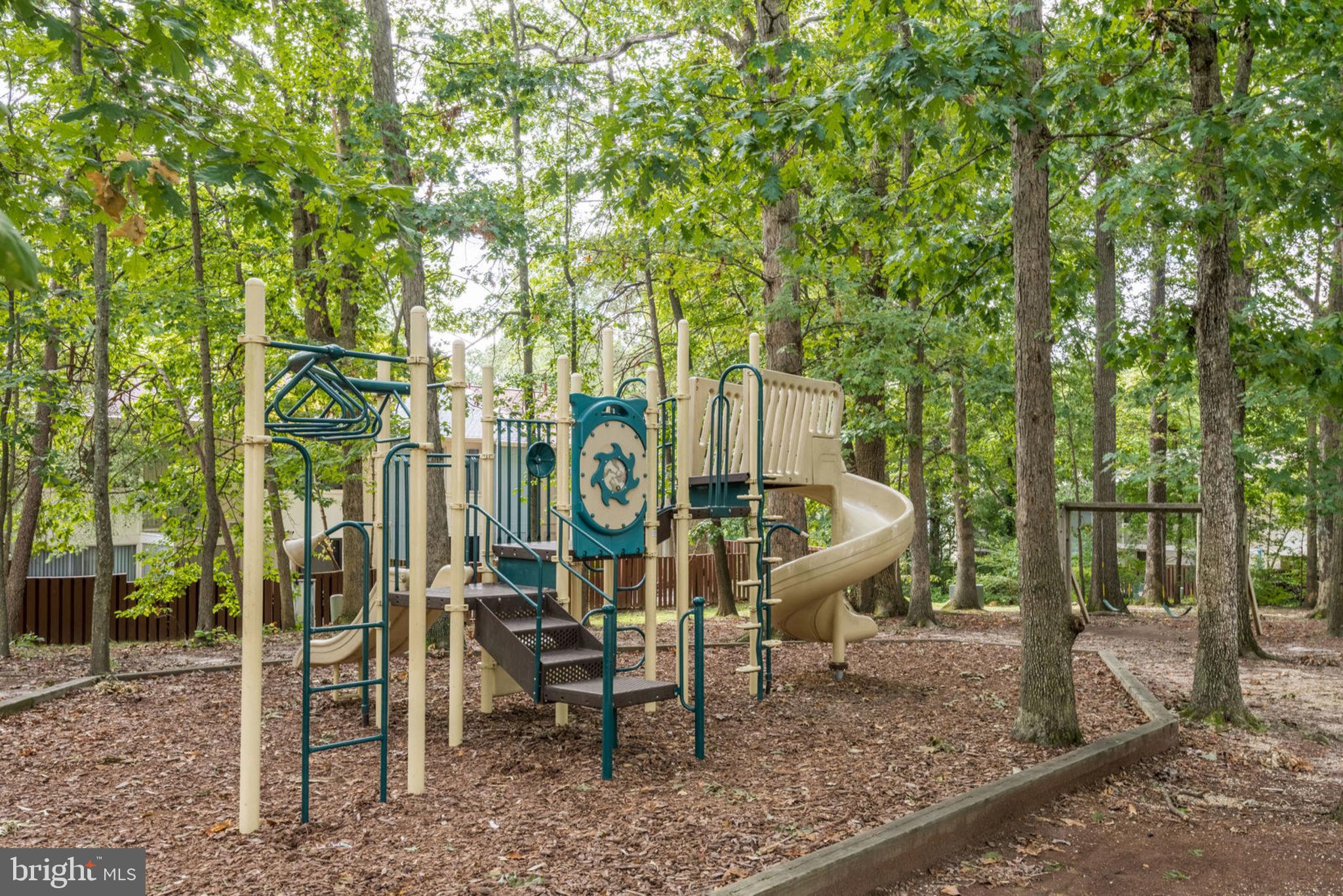 2244 Southgate Square Reston, VA 20191 - Photo 33 of 33 Neighborhood park