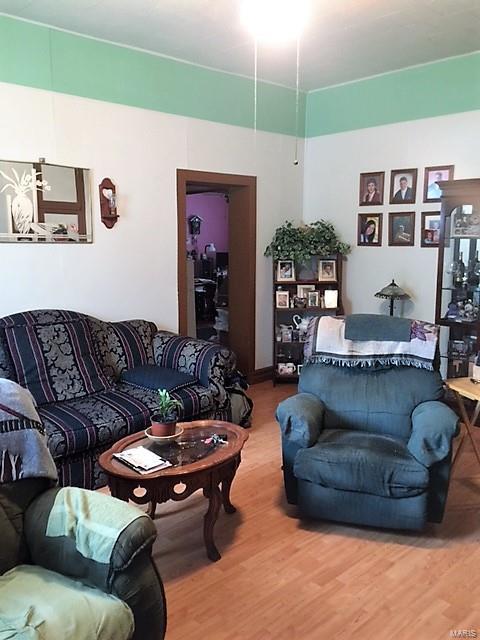 324 South Main Street Waterloo, IL 62298 - Photo 4 of 18 Gallery Image 4