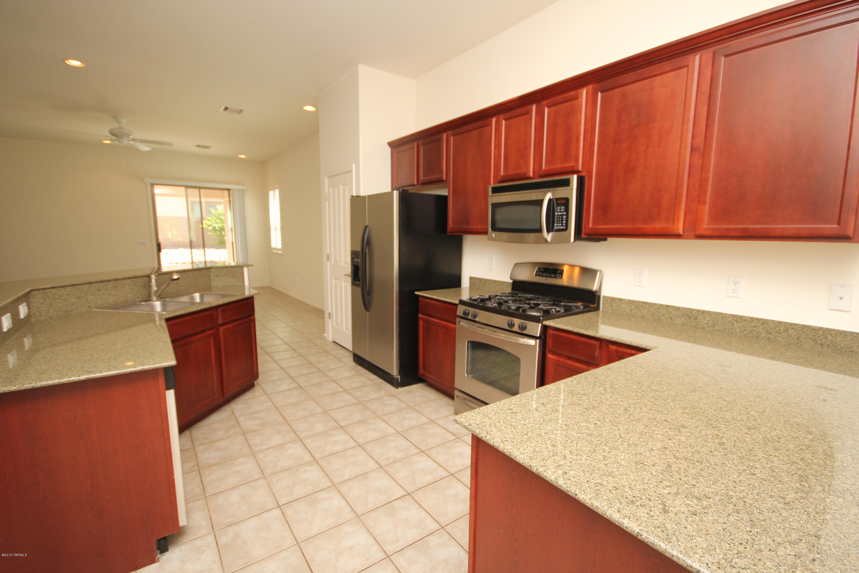 12874 Bloomington Loop Tucson, AZ 85755 - Photo 4 of 44