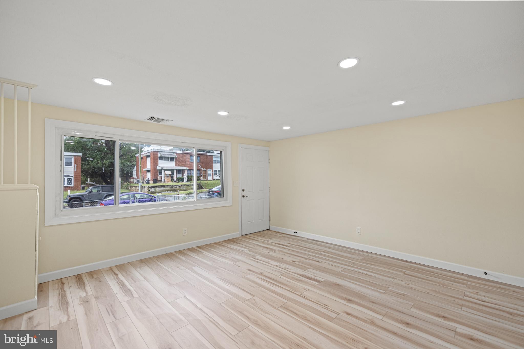 2778 Yarnall Road Halethorpe, MD 21227 - Photo 5 of 26 Family Room