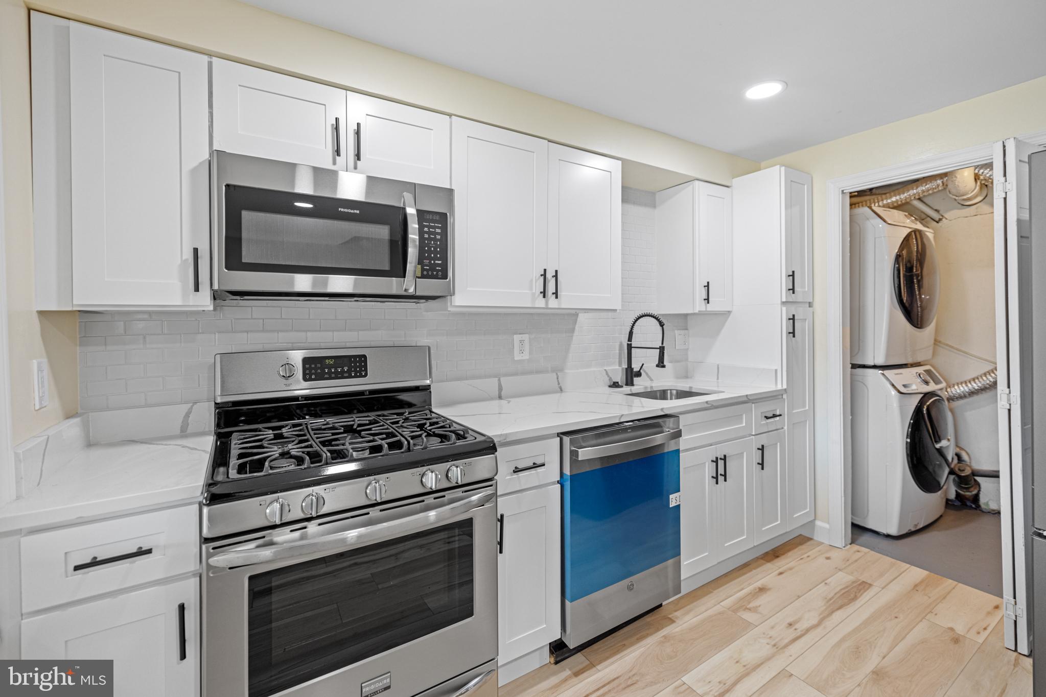 2778 Yarnall Road Halethorpe, MD 21227 - Photo 8 of 26 Kitchen