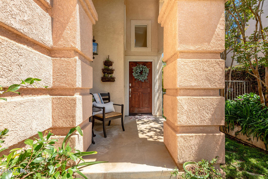 3966 Sunsetridge Road Moorpark, CA 93021 - Photo 3 of 39