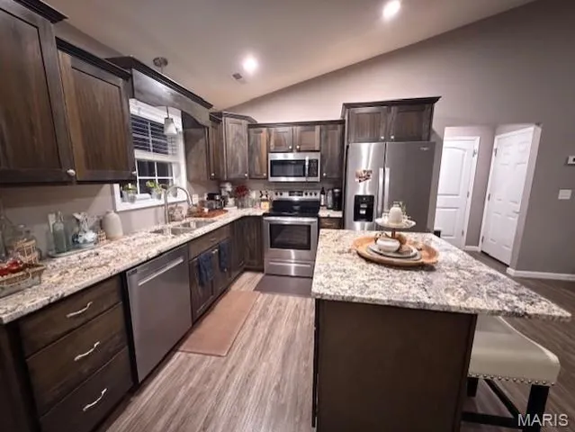 $249,900 | 210 MacIntosh Lane, Poplar Bluff, MO 63901