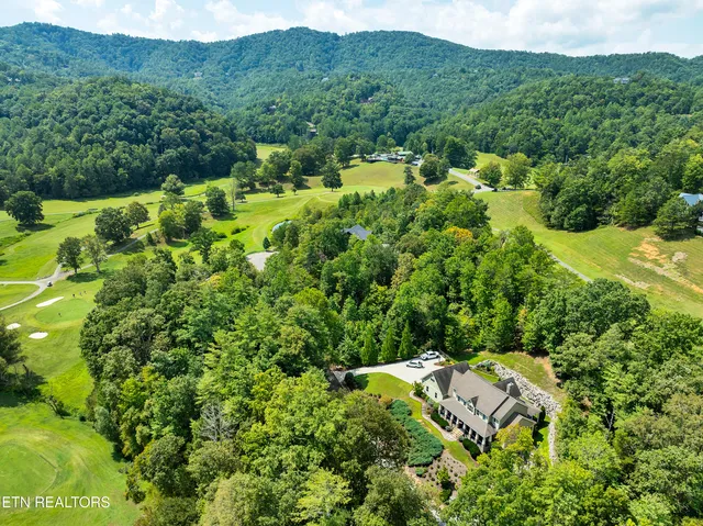 $1,750,000 | 731 Hunters Run Road, Townsend, TN 37882