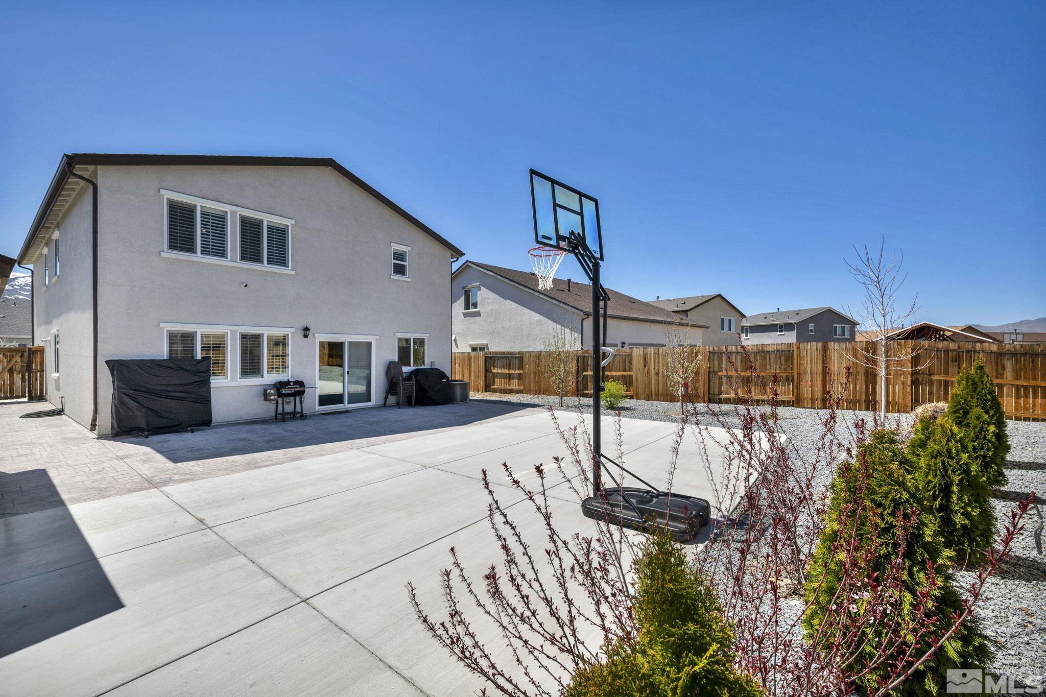 14352 Durham Drive Reno, NV 89506 - Photo 8 of 40 Photo 8