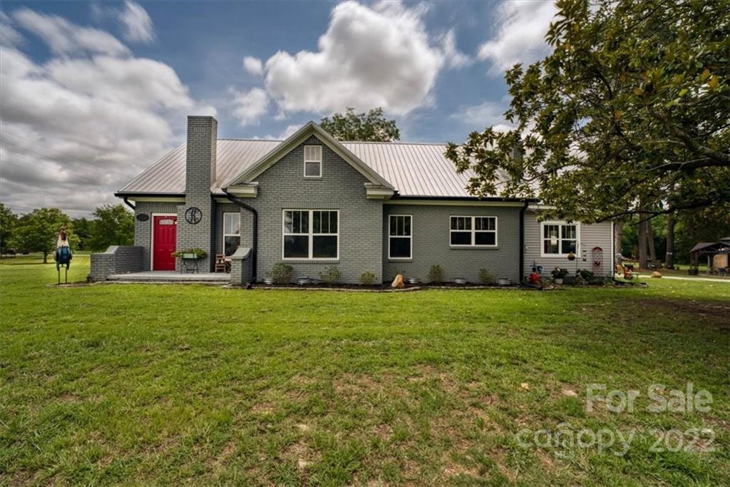3332 North Rocky River Road Lancaster, SC 29720 - Photo 1 of 45 Gallery Image 1