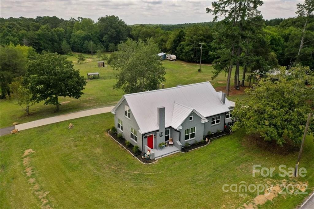 3332 North Rocky River Road Lancaster, SC 29720 - Photo 4 of 45 Gallery Image 4