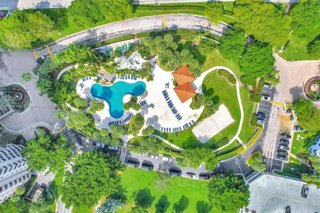 a close up of a fountain