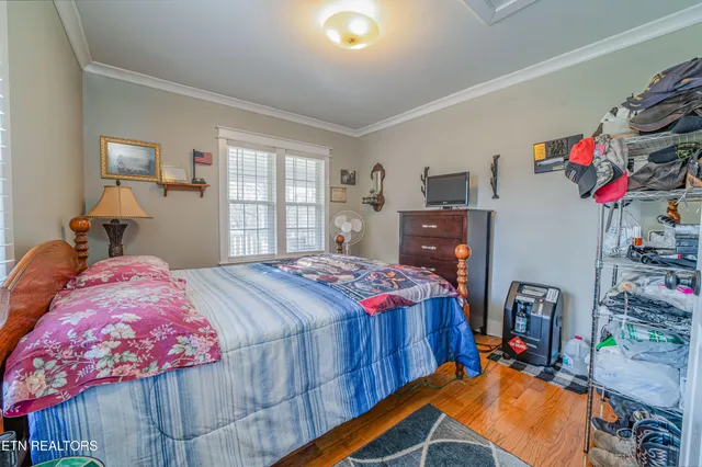 $280,000 | 104 South Church Avenue, Rockwood, TN 37854