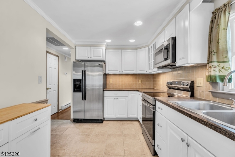 46 Van Horn Road Newton, NJ 07860 - Photo 13 of 37