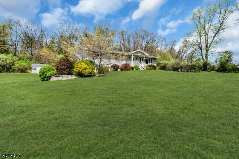 46 Van Horn Road Newton, NJ 07860 - Photo 3 of 37