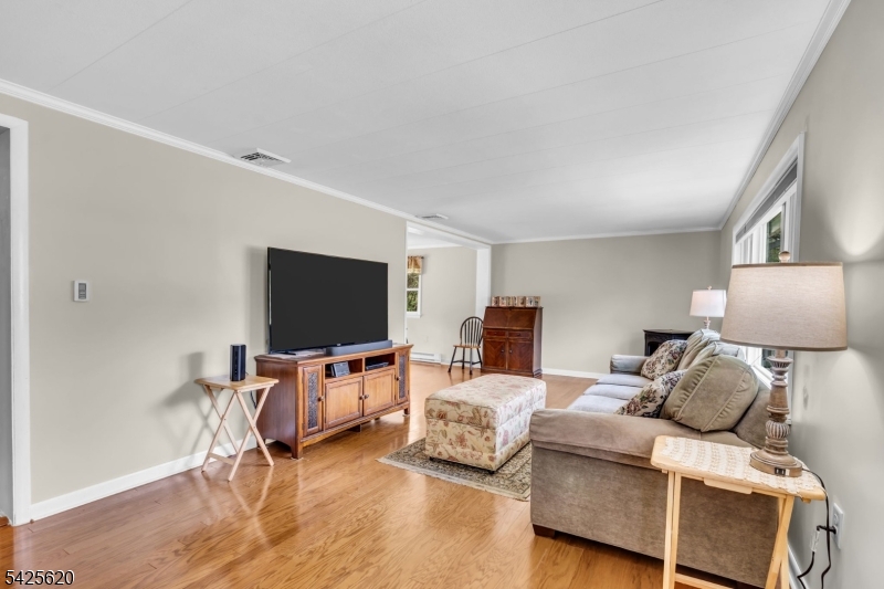 46 Van Horn Road Newton, NJ 07860 - Photo 6 of 37