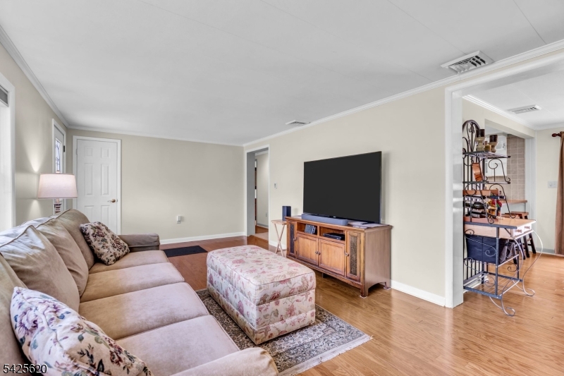 46 Van Horn Road Newton, NJ 07860 - Photo 7 of 37