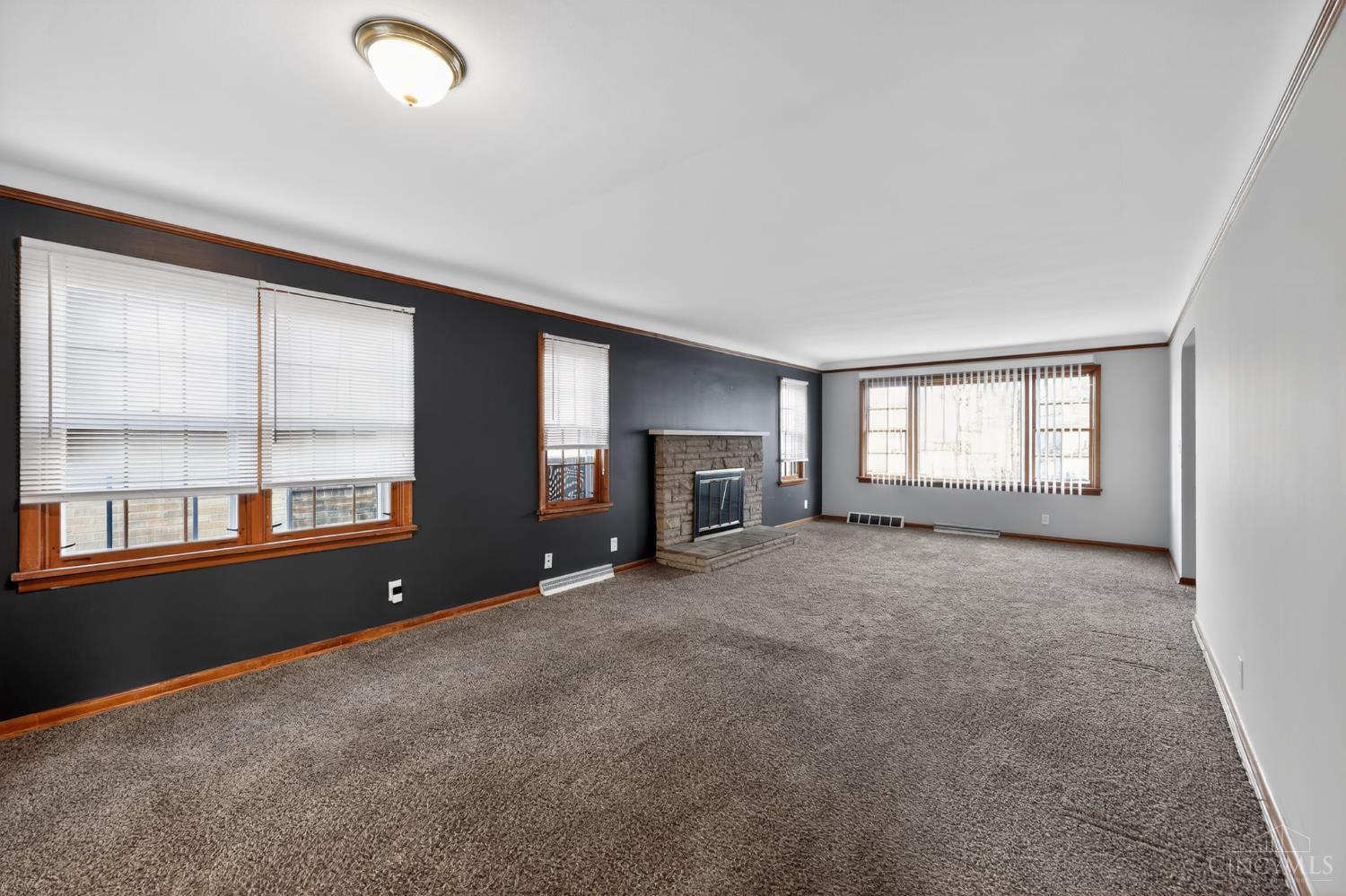 313 Pershing Avenue Cincinnati, OH 45215 - Photo 10 of 36