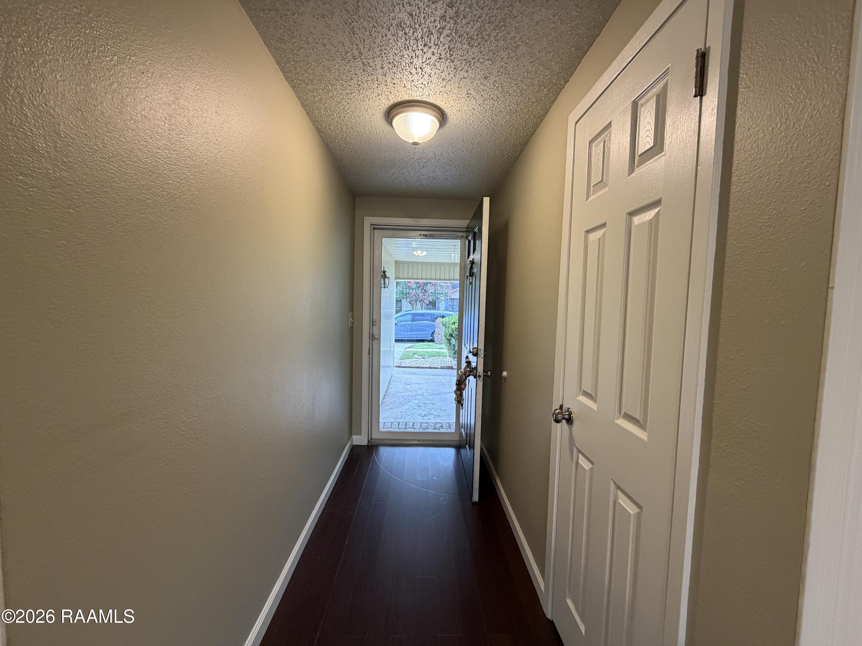 105 Case Lane Lafayette, LA 70506 - Photo 4 of 12