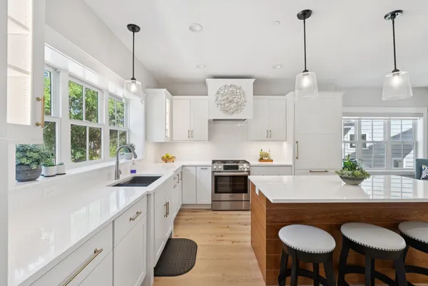 $1,270,000 | 50 Cate Street, Unit 4, Portsmouth, NH 03801