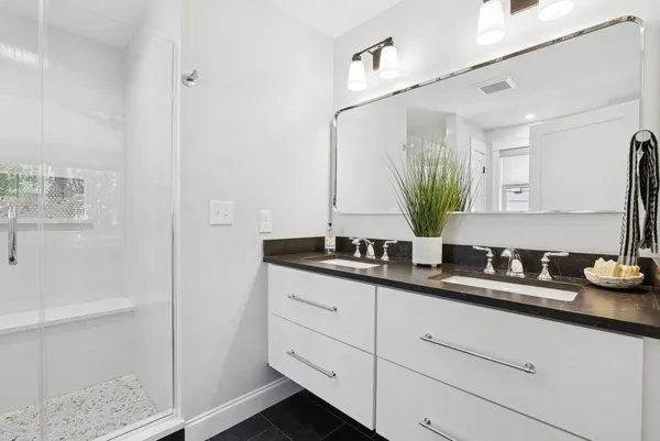 $1,270,000 | 50 Cate Street, Unit 4, Portsmouth, NH 03801