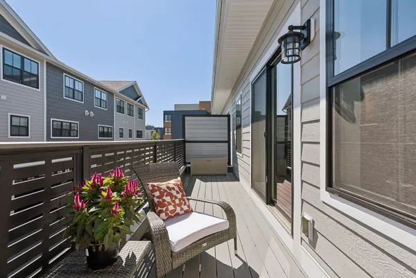 $1,270,000 | 50 Cate Street, Unit 4, Portsmouth, NH 03801