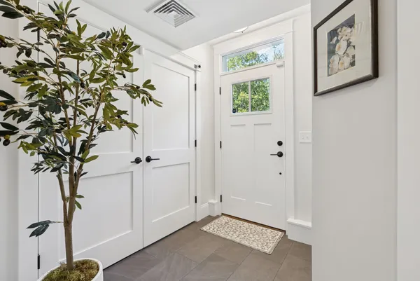 $1,270,000 | 50 Cate Street, Unit 4, Portsmouth, NH 03801