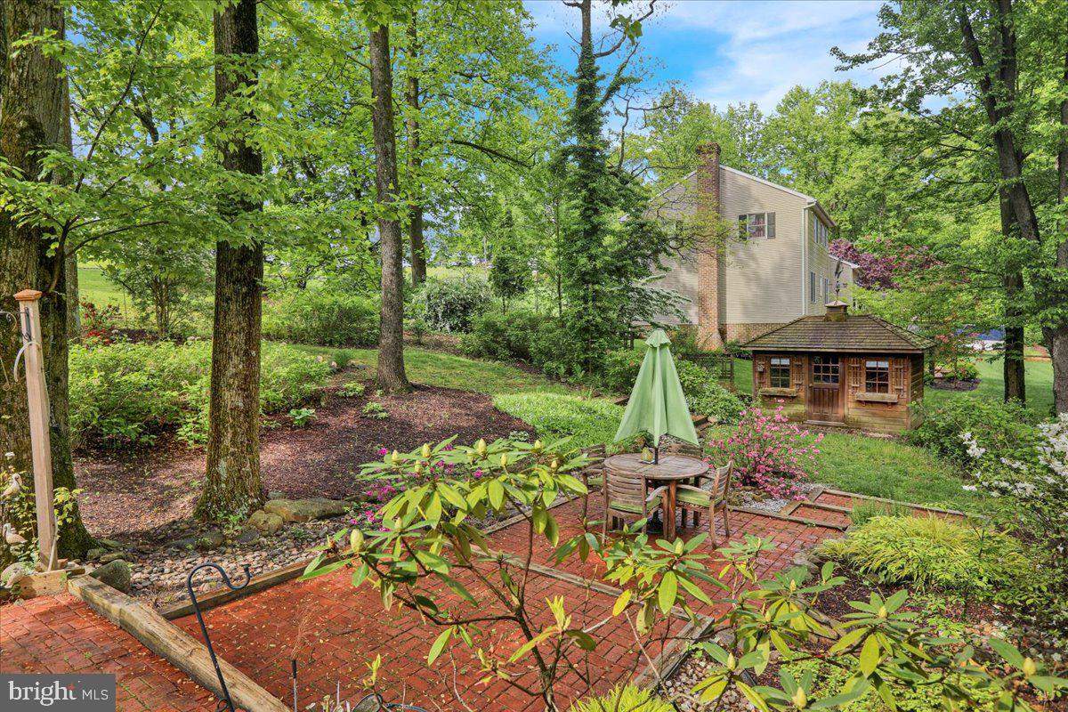 260 Hartman Road Reading, PA 19606 - Photo 5 of 5 patio
