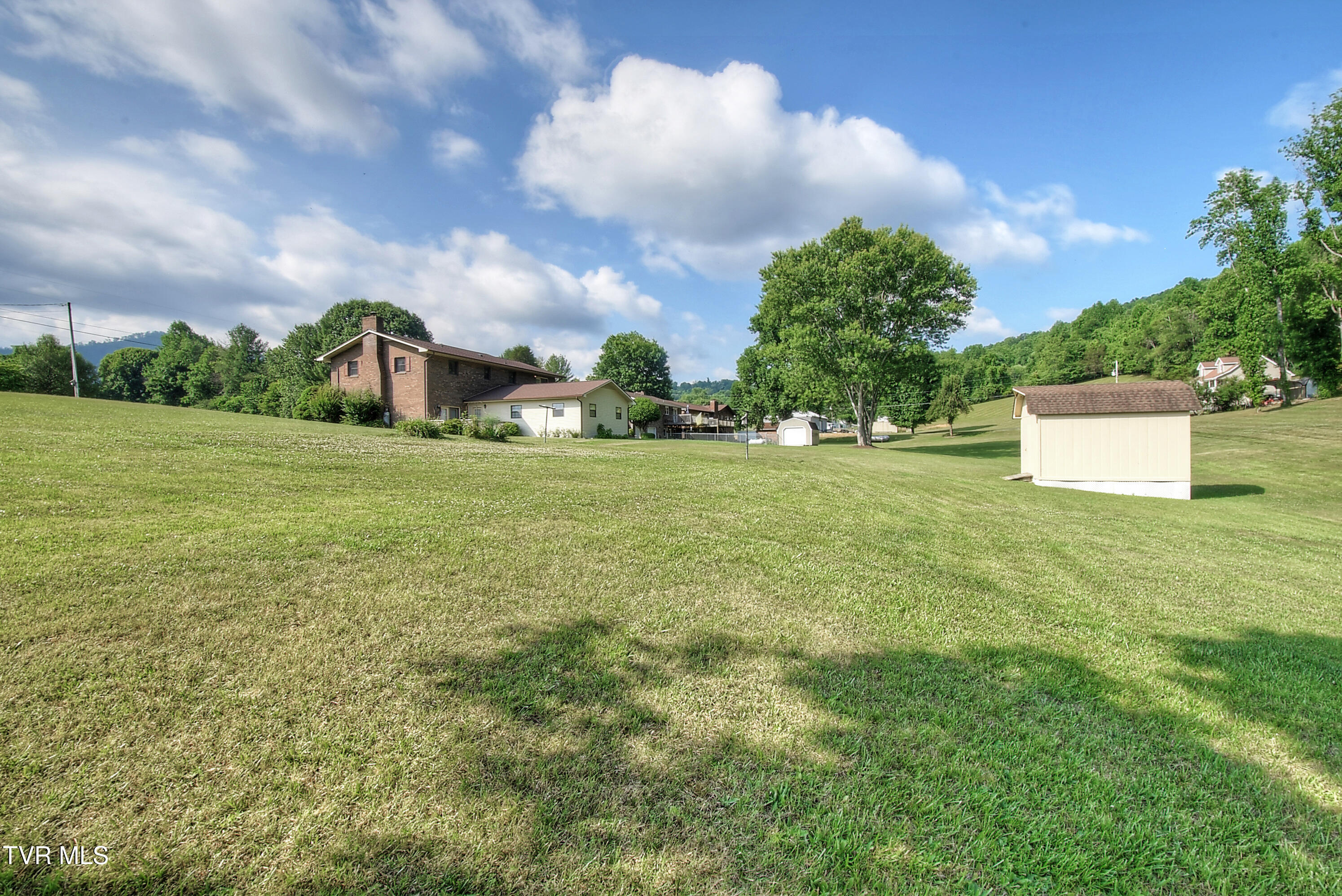 146 Clay Little Road Elizabethton, TN 37643 - Photo 52 of 54 DSC_0820_1_2_3_4_5