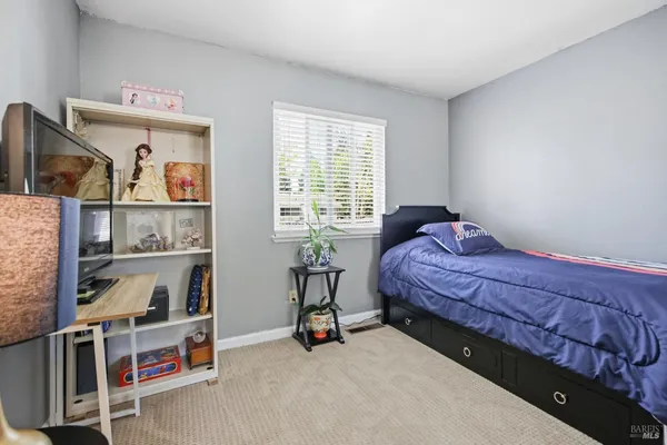 $399,999 | 130 Arcadia Drive, Vacaville, CA 95687