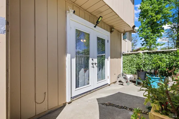 $399,999 | 130 Arcadia Drive, Vacaville, CA 95687