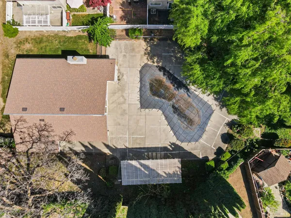 $399,999 | 130 Arcadia Drive, Vacaville, CA 95687