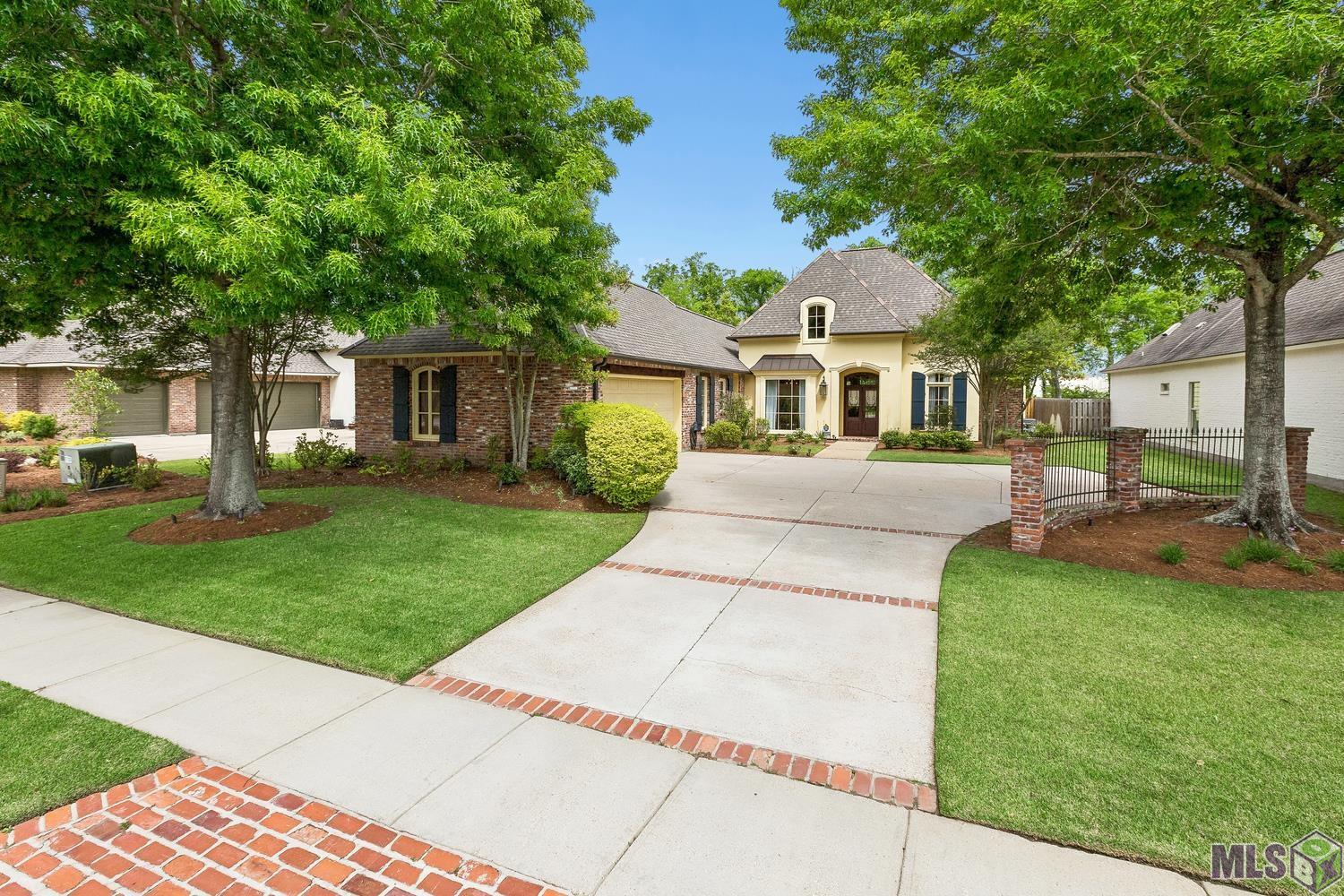 13528 Landmark Drive Baton Rouge, LA 70810 - Photo 1 of 17