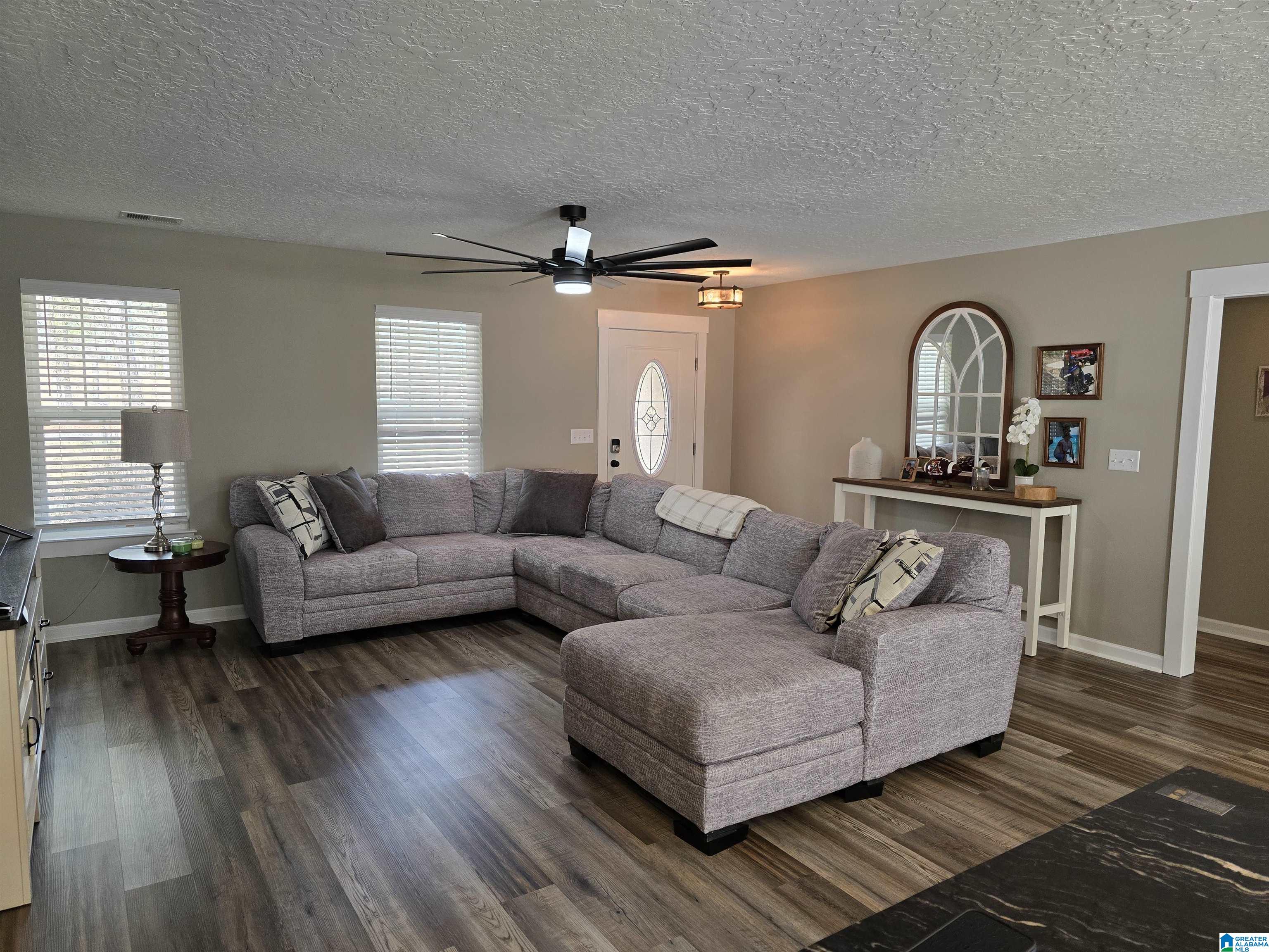 820 Garmon Road Gadsden, AL 35901 - Photo 4 of 23