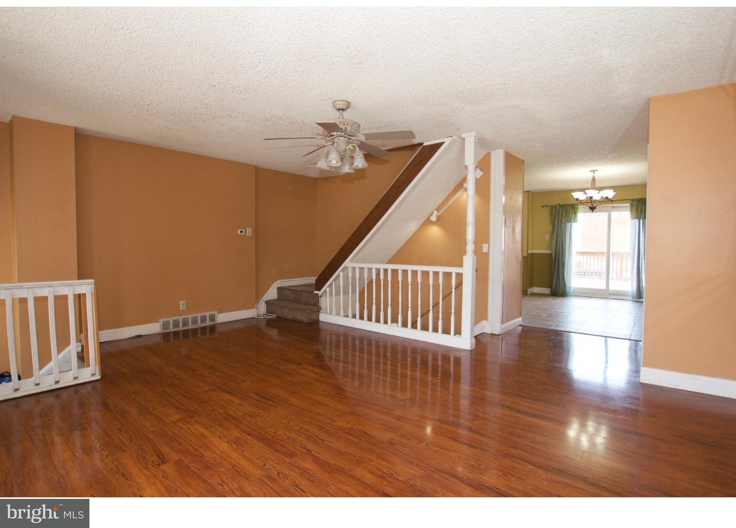 12535 Fedor Road Philadelphia, PA 19154 - Photo 2 of 25