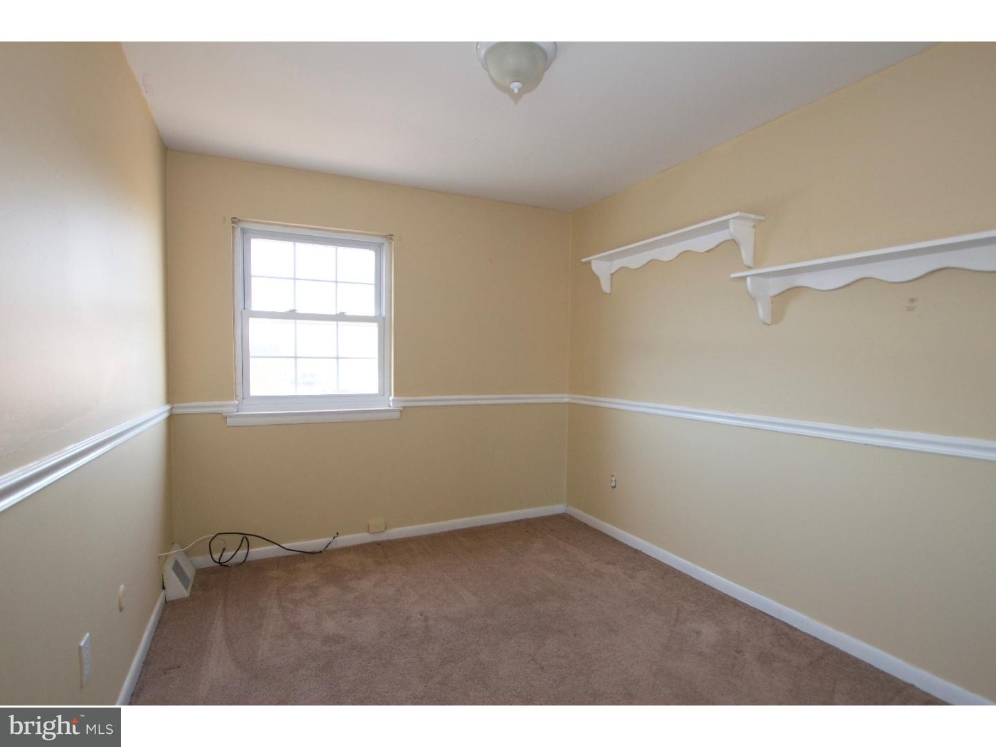 12535 Fedor Road Philadelphia, PA 19154 - Photo 12 of 25