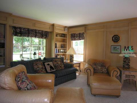 307 Cloverly Road Grosse Pointe, MI 48236 - Photo 6 of 12 854417-5.JPG