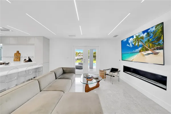 $1,975,000 | 10705 Southwest 128th Terrace, Miami, FL 33176