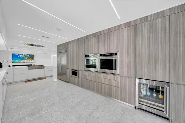 $1,975,000 | 10705 Southwest 128th Terrace, Miami, FL 33176
