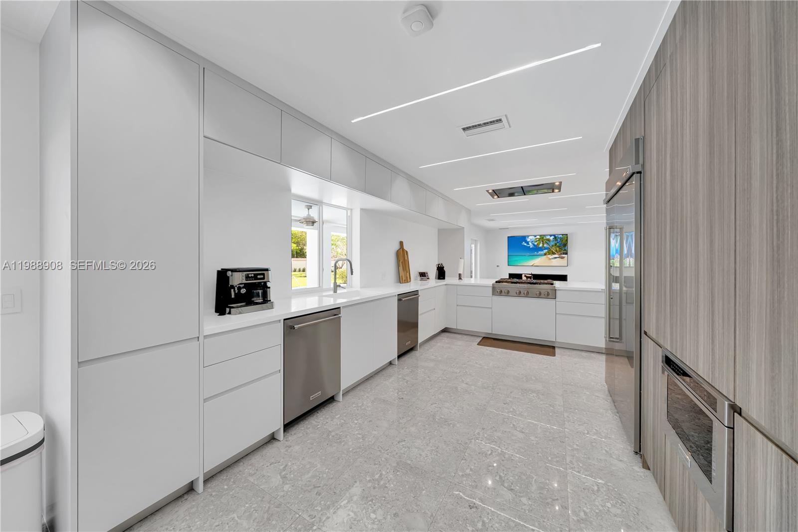 10705 Southwest 128th Terrace Miami, FL 33176 - Photo 23 of 57