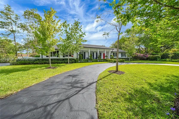 $1,975,000 | 10705 Southwest 128th Terrace, Miami, FL 33176