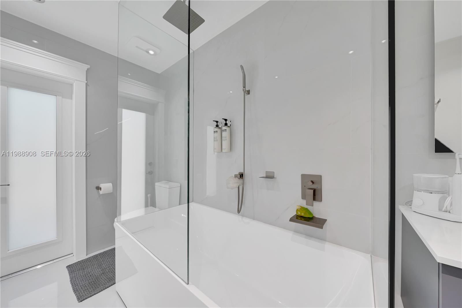 10705 Southwest 128th Terrace Miami, FL 33176 - Photo 36 of 57