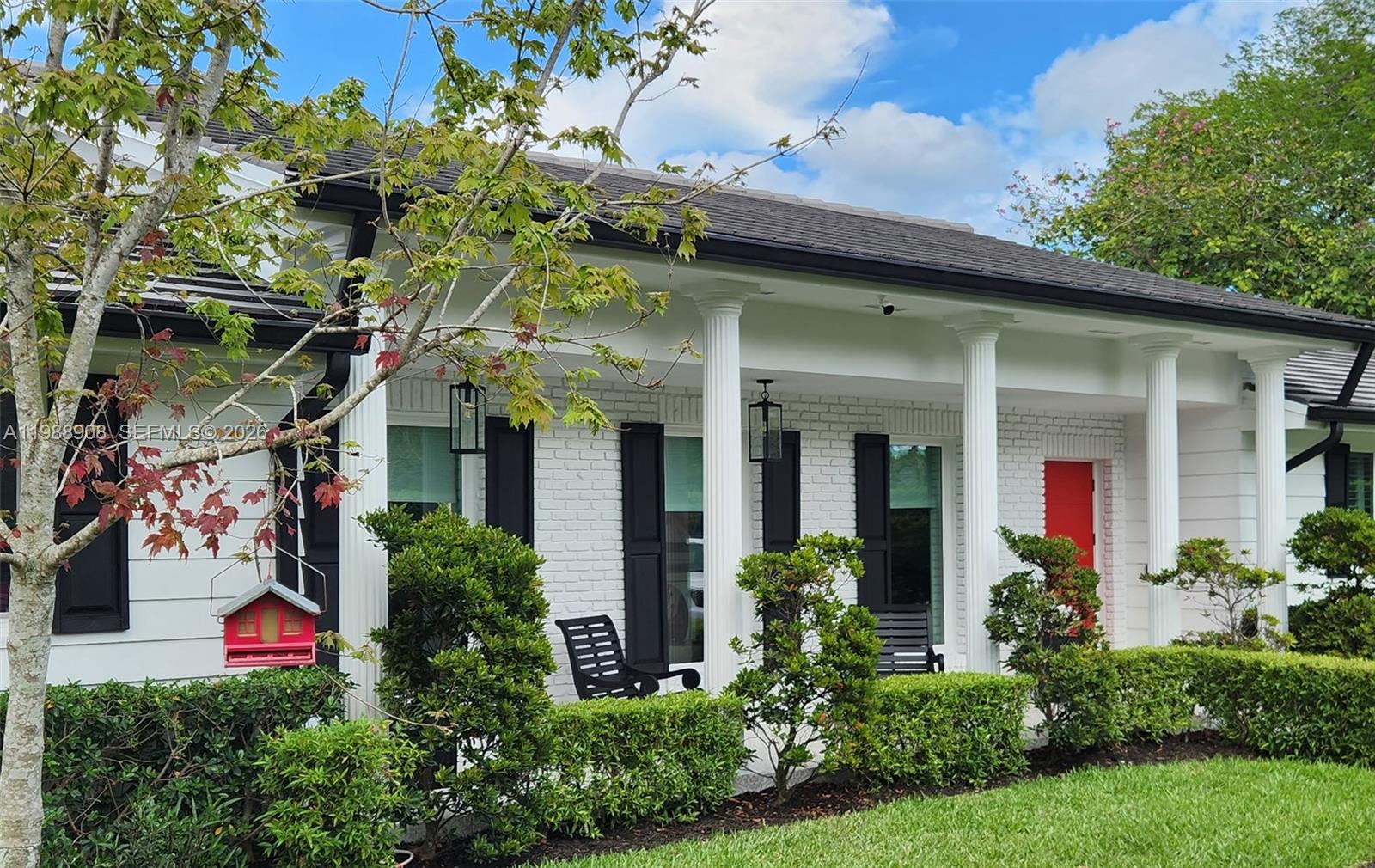 10705 Southwest 128th Terrace Miami, FL 33176 - Photo 4 of 57