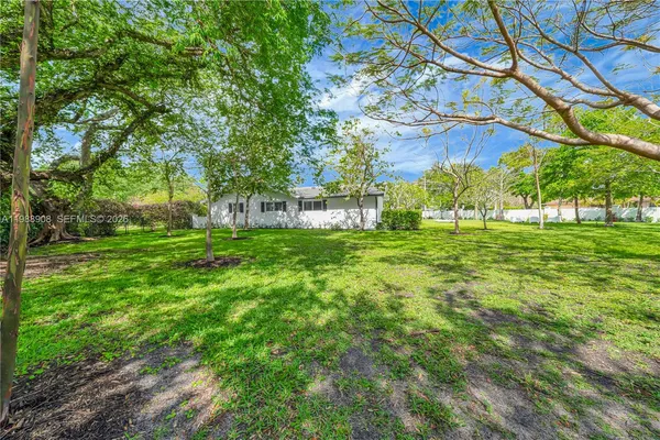 $1,975,000 | 10705 Southwest 128th Terrace, Miami, FL 33176