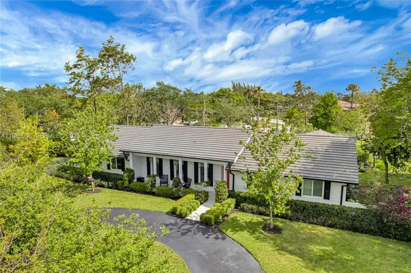 $1,975,000 | 10705 Southwest 128th Terrace, Miami, FL 33176