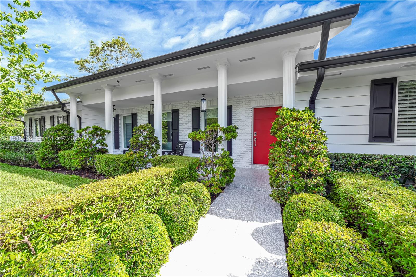 10705 Southwest 128th Terrace Miami, FL 33176 - Photo 9 of 57