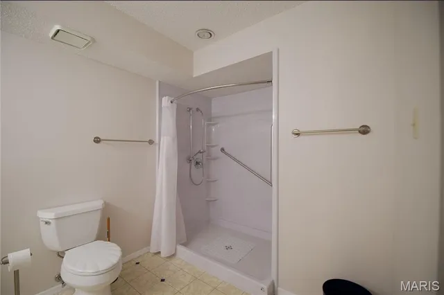 $200,000 | 1033 Wilton Royal Drive, Unit 210, St. Louis, MO 63146