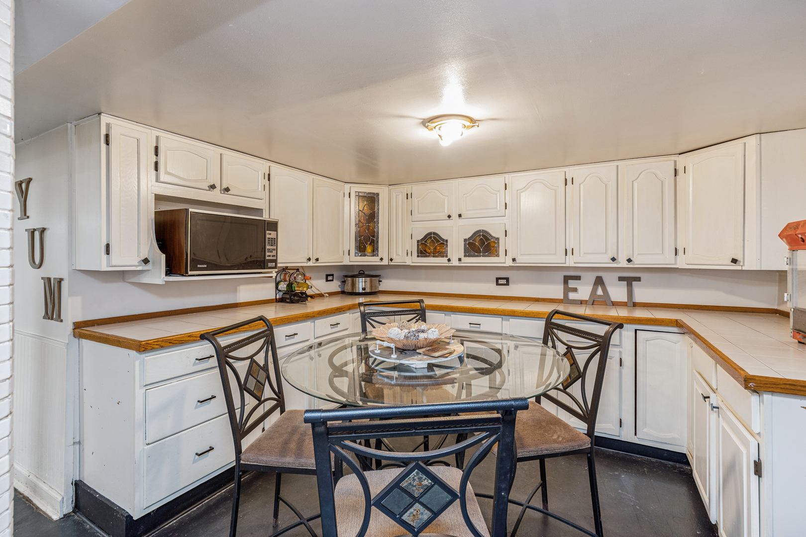 1647 Clinton Avenue Berwyn, IL 60402 - Photo 23 of 60