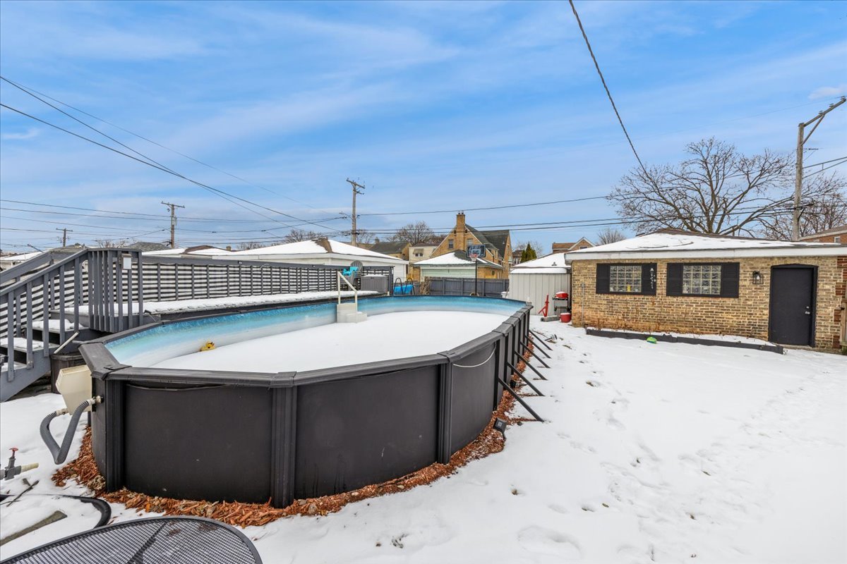 1647 Clinton Avenue Berwyn, IL 60402 - Photo 48 of 60