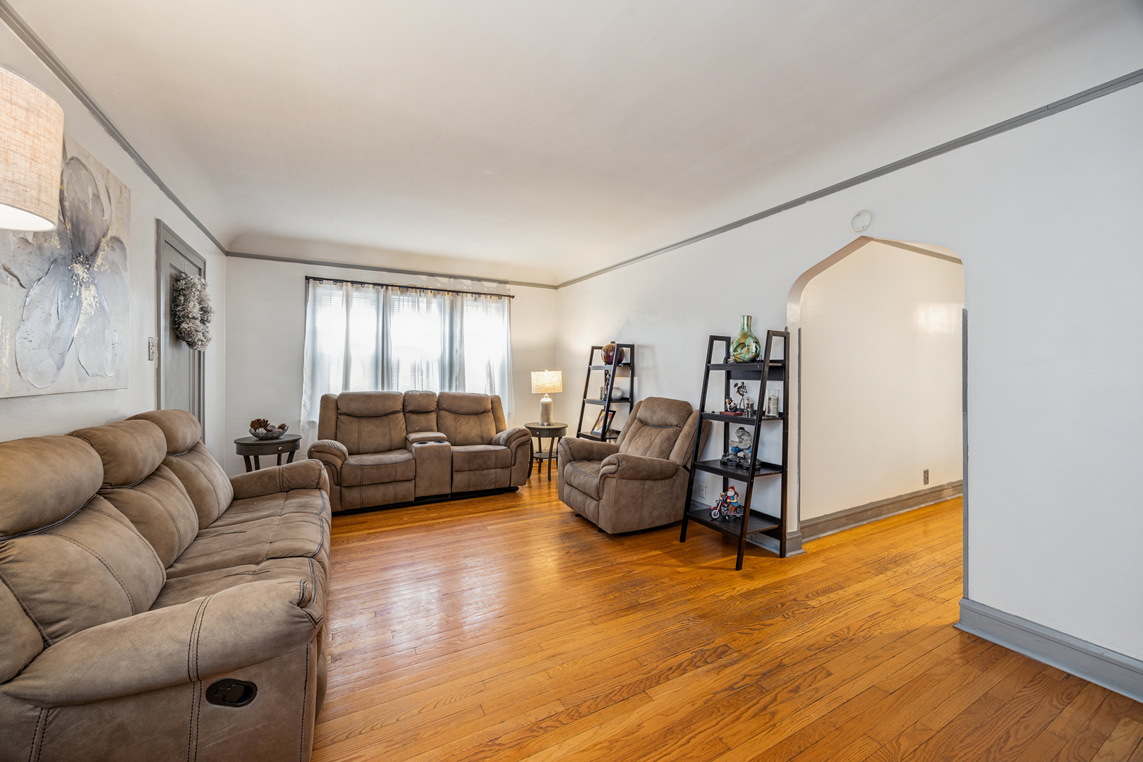 1647 Clinton Avenue Berwyn, IL 60402 - Photo 10 of 60