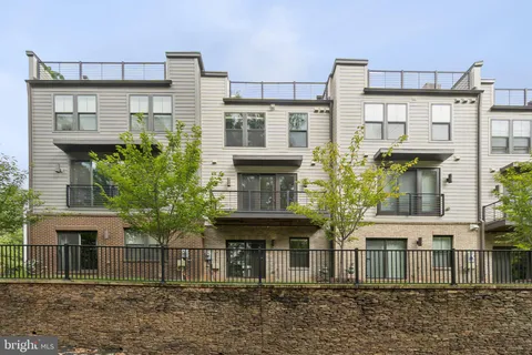 $965,000 | 1641 Bandit Loop, Reston, VA 20190