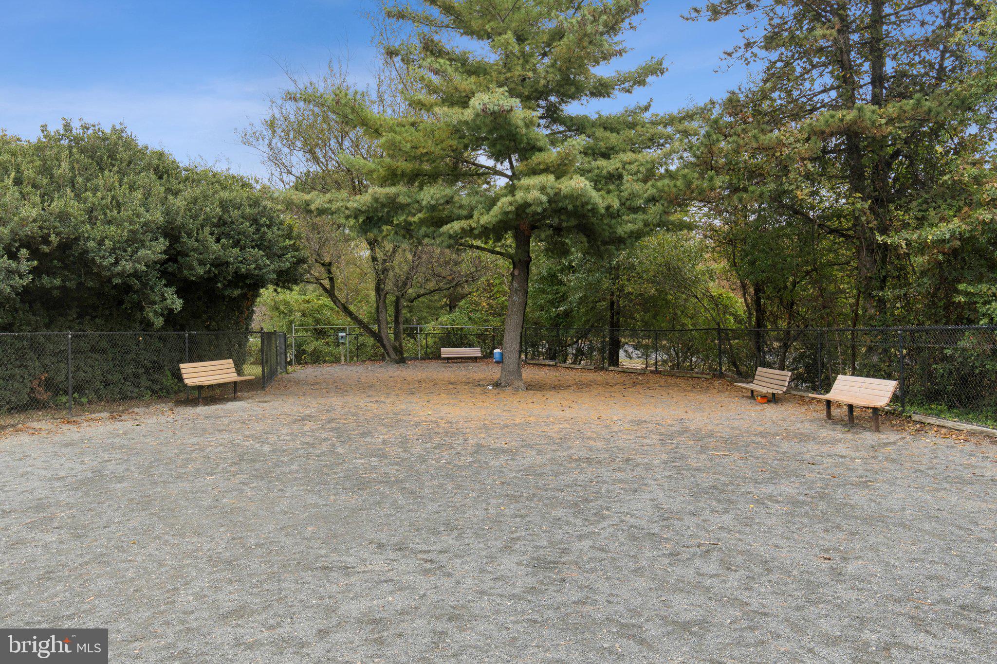 1641 Bandit Loop Reston, VA 20190 - Photo 41 of 48